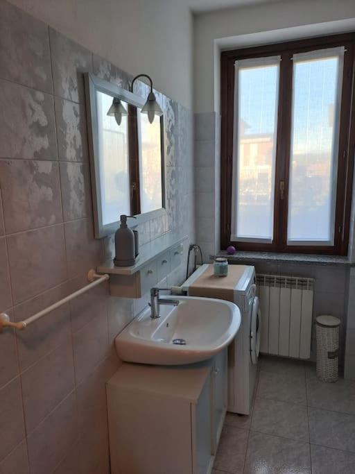 Appartamento Anna Lungo Fiume - Lago Maggiore Sesto Calende Ngoại thất bức ảnh